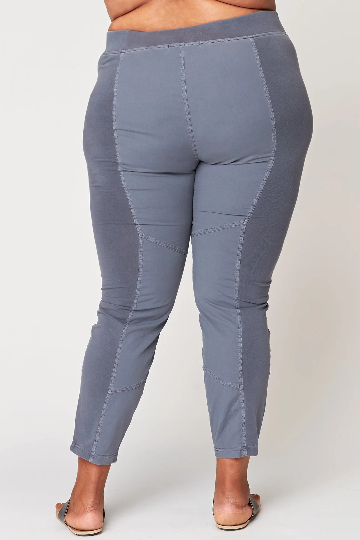 Dalia Pant - Ysmruns