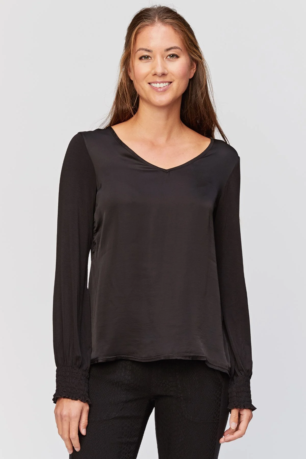 Bluma V-Neck Top - Ysmruns