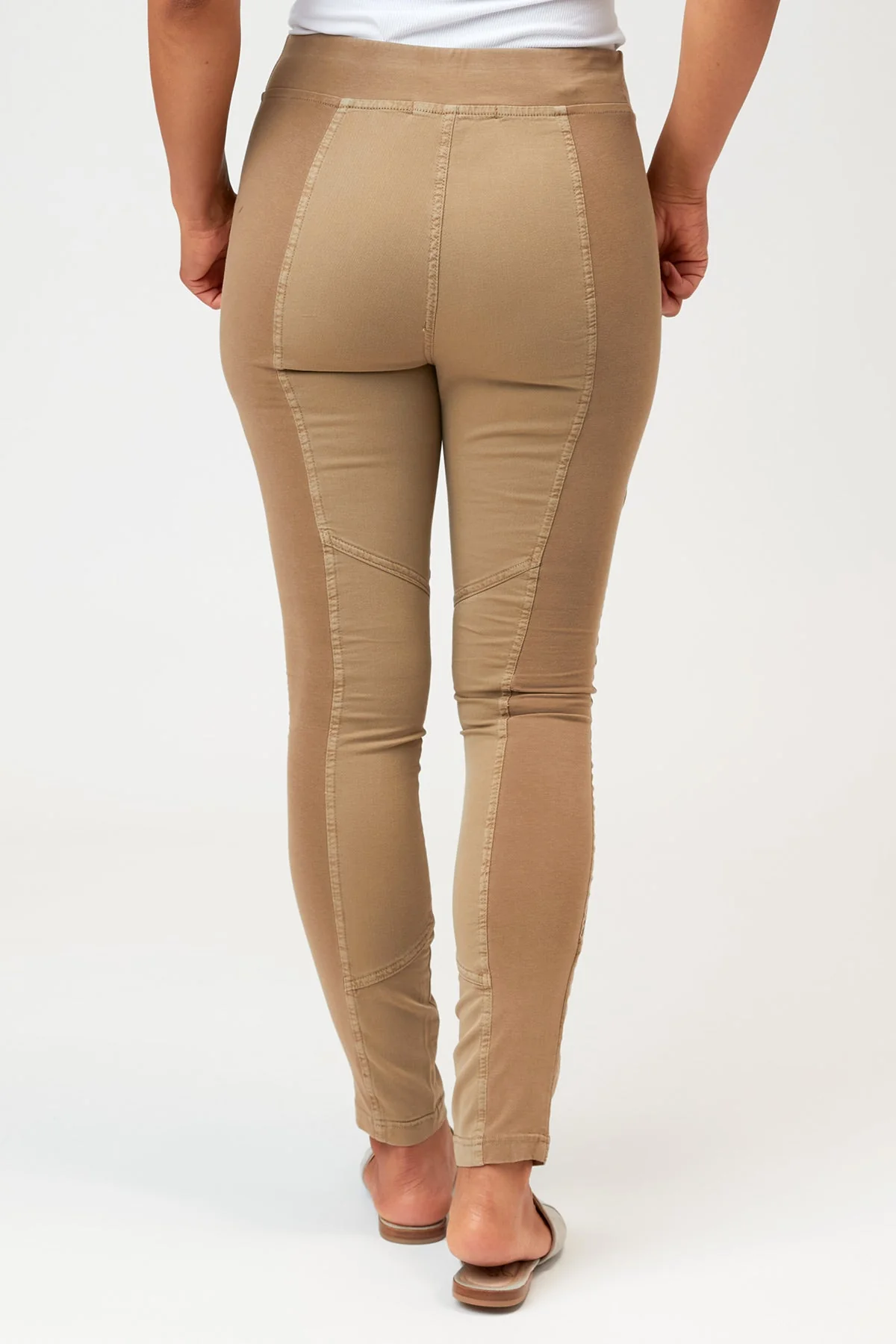 Utility Dalia Pant - Ysmruns