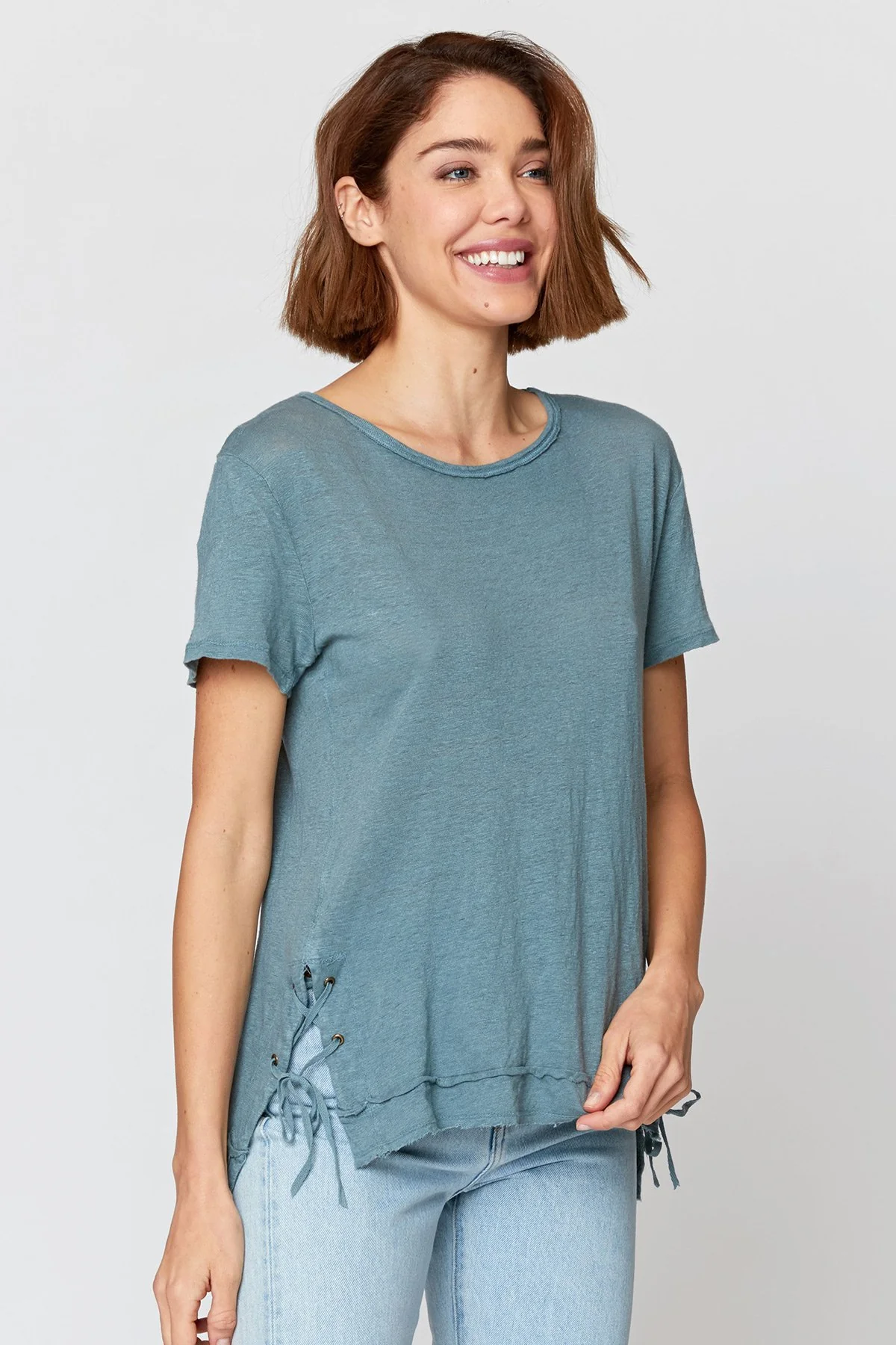 Valkie Lace-Up Tee - Ysmruns