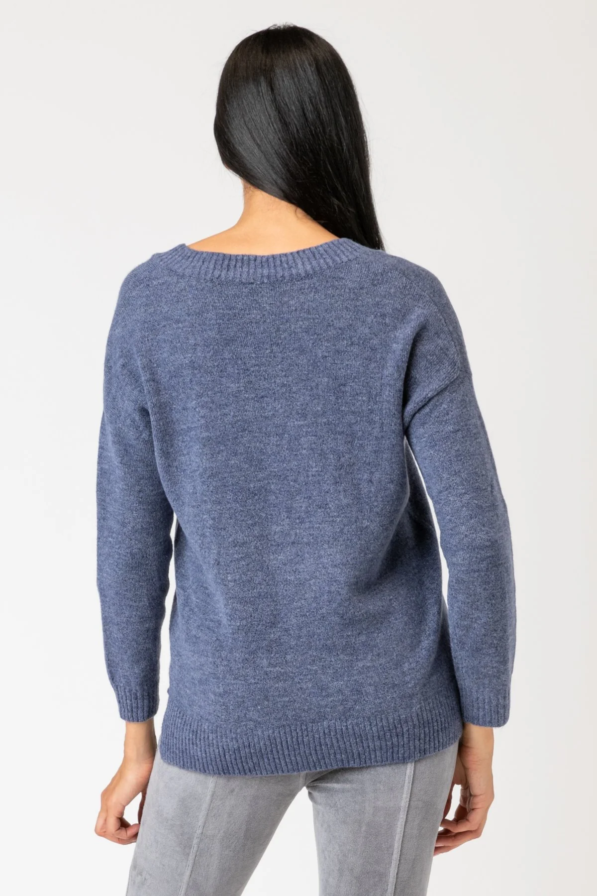 Zoya V-Neck Sweater - Ysmruns